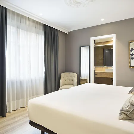 Acta Splendid Отель