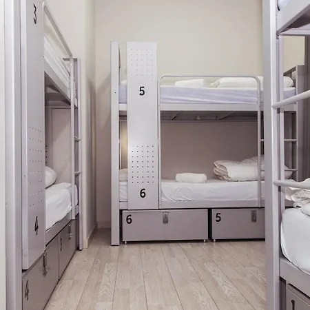 Bcnsporthostels Hostal *