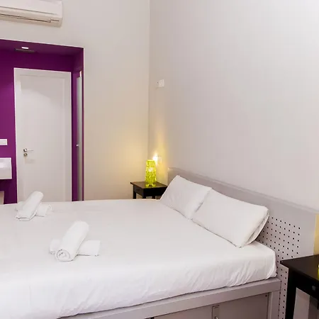 Hostal Bcnsporthostels *