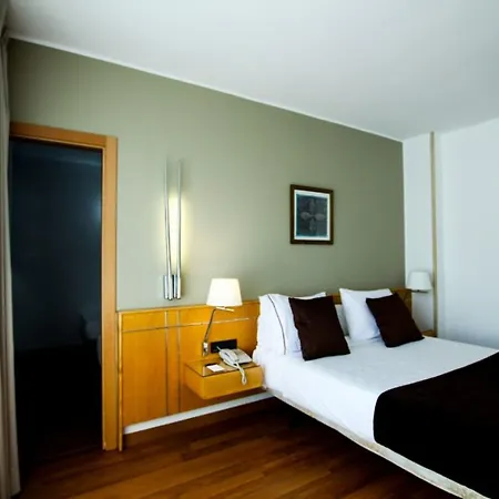 Отель Eurohotel Diagonal Port 4*