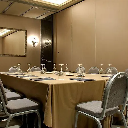 Center 4* Barcelona
