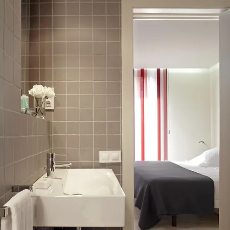 Limehome Rector Triado Apartamento