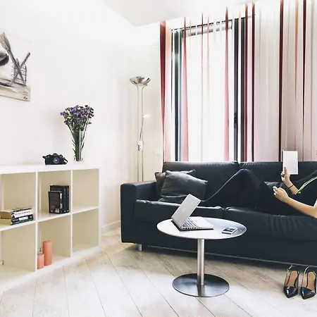 Limehome Rector Triado Apartamento
