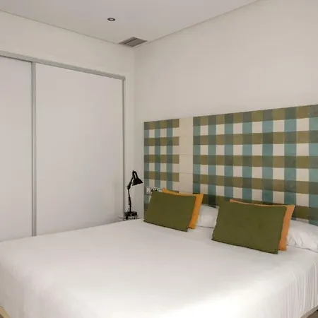 Eric Voekel Boutique - Gran Via Apartment *