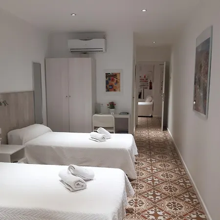 Nova Casa de hóspedes 2*