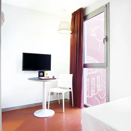 Ciutat Vella 3*