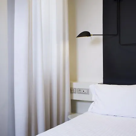 Praktik Rambla Hotel