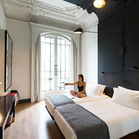 Praktik Rambla Hotel Barcelona