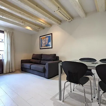 Classbedroom Gothic Ramblas Appartement *