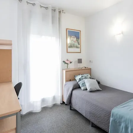 Residencia Universitaria Resa Campus Del Mar דירה ברצלונה