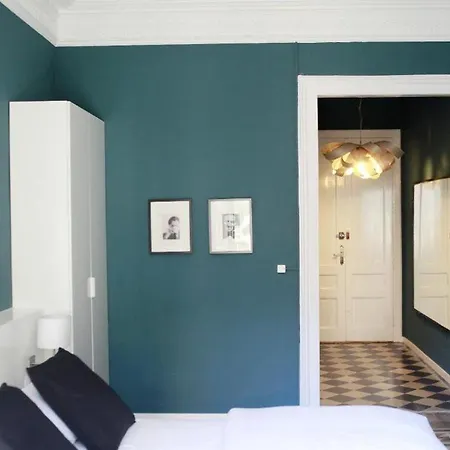 Bed And Break Barcelona Hotel 3*