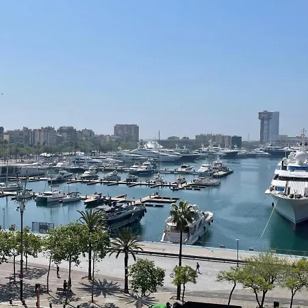 Som Nit Port Vell بيت ضيافة