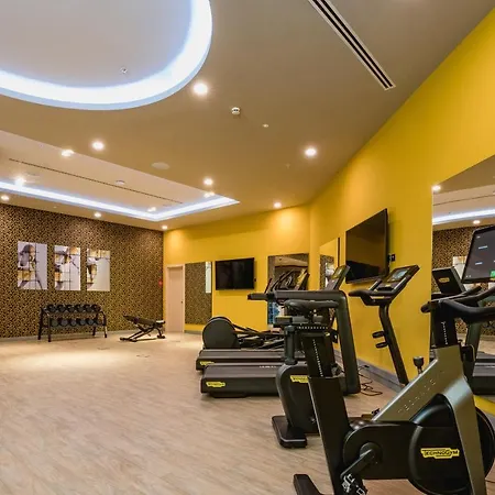 Hotel Leonardo Royal Fira 4*