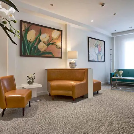Bonanova Aparthotel 3*