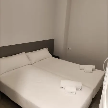 Отель Monegal Барселона
