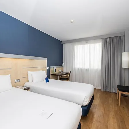 Holiday Express City 22@ By Ihg 3* Барселона