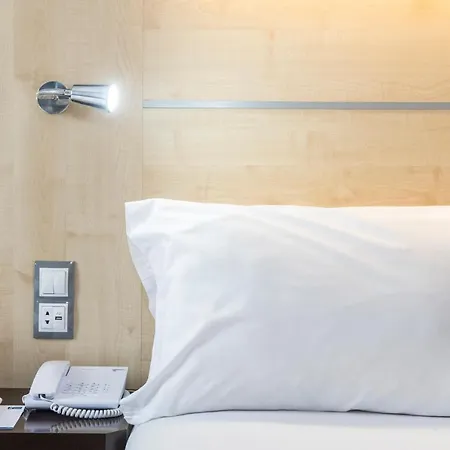 Holiday Express City 22@ By Ihg Отель