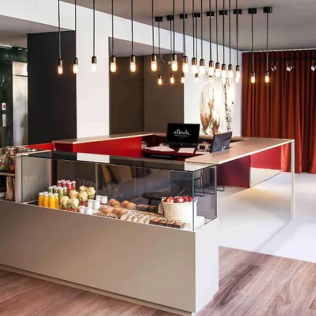 Mercure Condor Hotel 4*