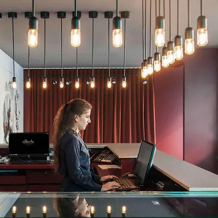 Mercure Condor Hotel