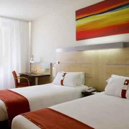 Отель Holiday Express City 22@ By Ihg Барселона