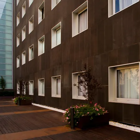 Holiday Express City 22@ By Ihg 3* Барселона