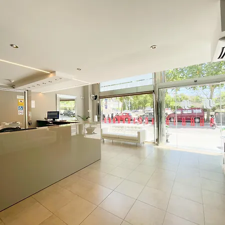 Sm Teatre Auditori Hotell 3*
