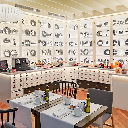 Hotell H10 Universitat (adults Only) Barcelona