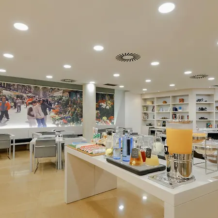 Catalonia La Boqueria Hotel 4*
