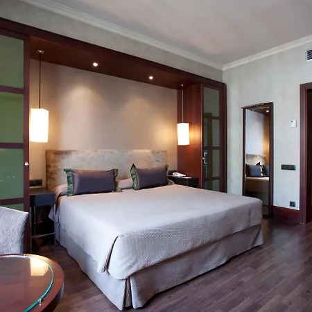 Center 4* Barcelona