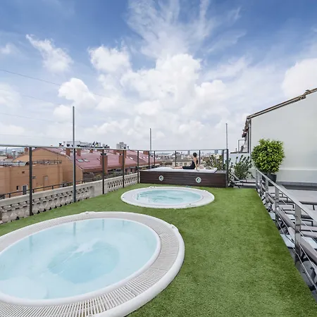 Hotell Center 4*