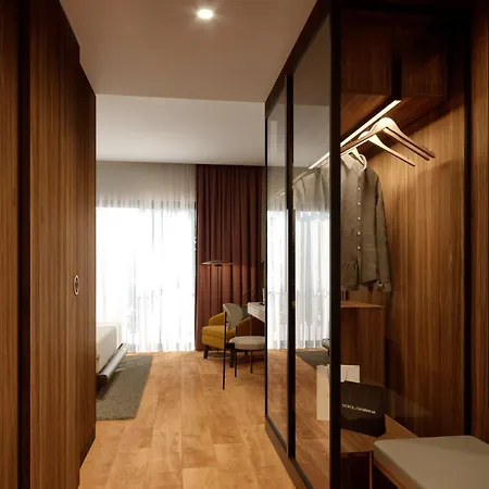 Emilia 4* Barcelona