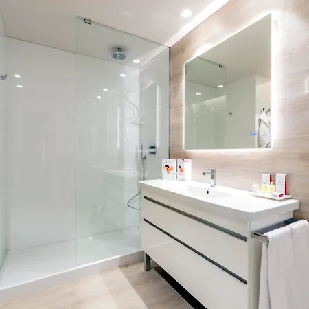 Hotel Salles Pere Iv Barcelona