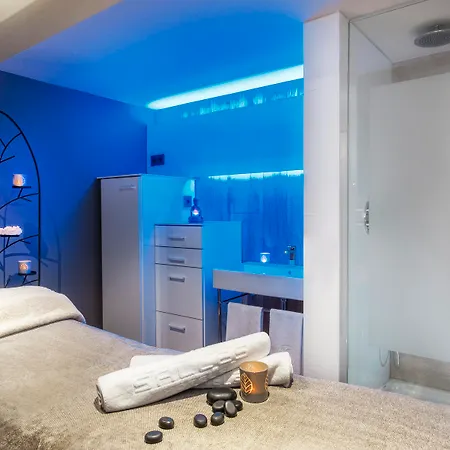 Salles Pere Iv Hotel 4*