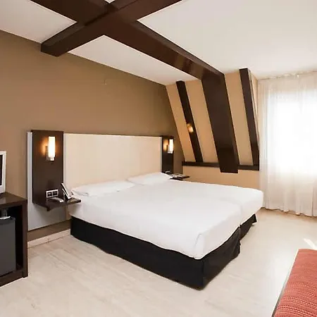 Ilunion Almirante Hotel Barcelona