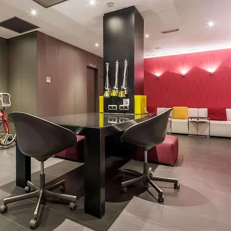 Hotel Ilunion Almirante
