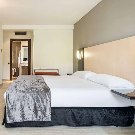 Hotel Ilunion Almirante