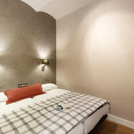 Ainb Eixample-miro Appartement *