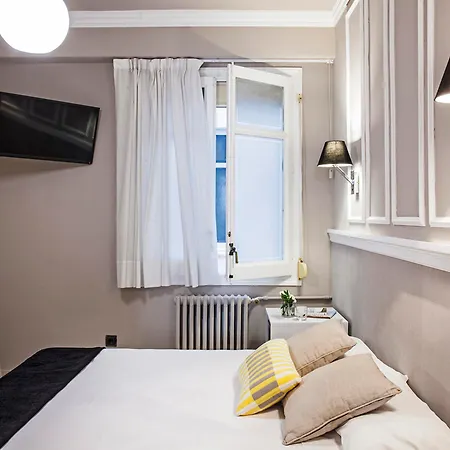 Ainb Eixample-muntaner 2* Barcelona