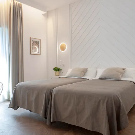 Отель Gaudi 3*