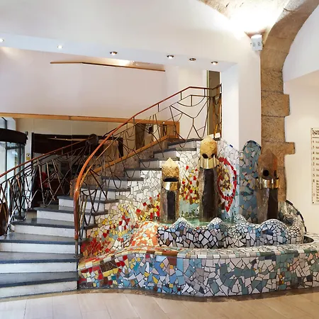Отель Gaudi