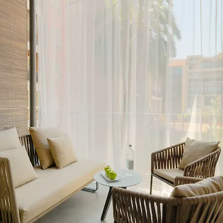 H10 Urquinaona Plaza (adults Only)