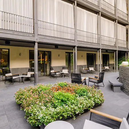 H10 Urquinaona Plaza (adults Only) Отель Барселона