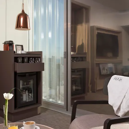 The Level At Melia Sky Ξενοδοχείο