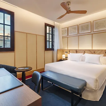 Hotel H10 Madison