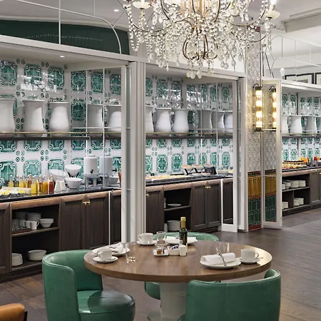 Hotel H10 Madison