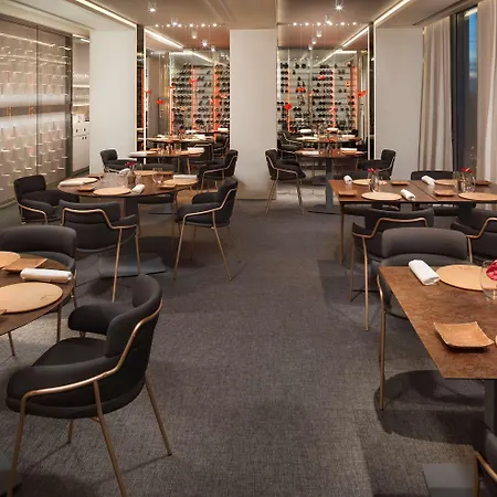 Ξενοδοχείο The Level At Melia Sky 5*