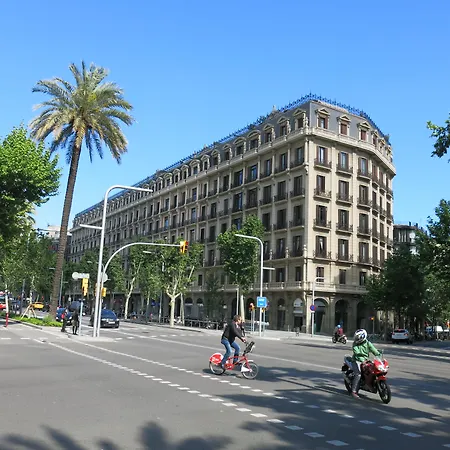 Principal B&bcn Bed & Breakfast 3*