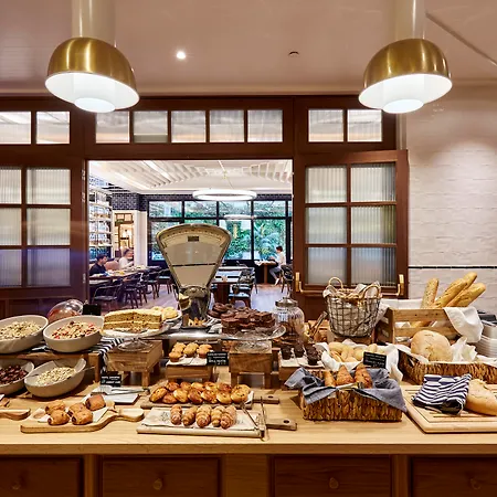 Отель Radisson Blu 1882 Hotel, Sagrada Familia 4*