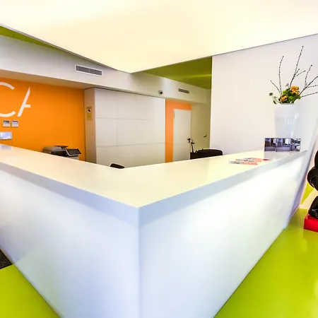 Cosmo Sants Apartment