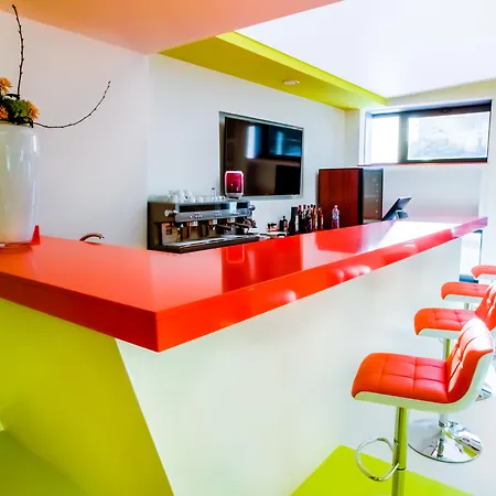 Apartment Cosmo Sants *